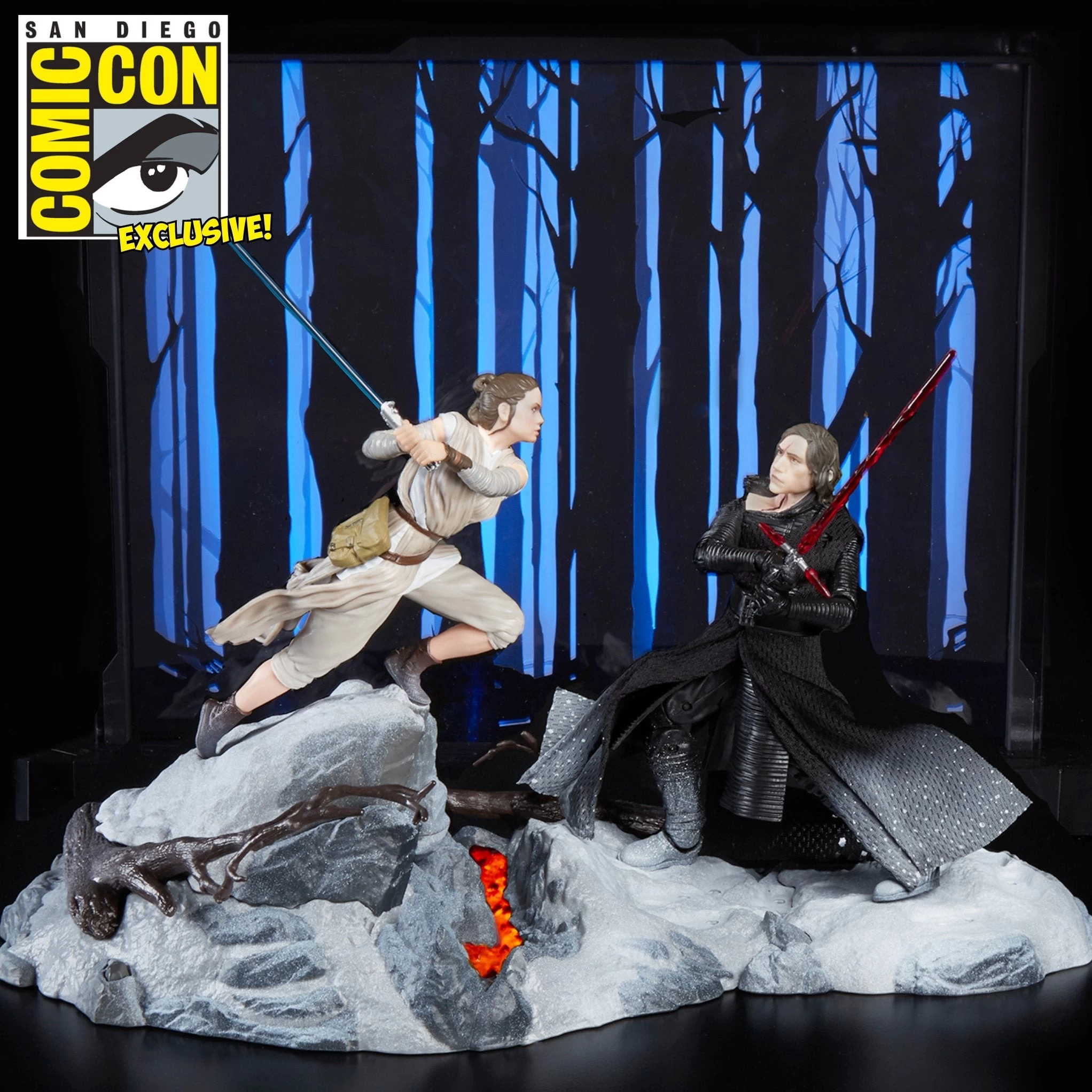 Hasbro Star Wars Black Series Centerpiece Rey & Kylo Ren (Starkiller Base) SDCC 2018 Exclusive 2 Hasbro Star Wars Black Series Centerpiece Rey & Kylo Ren (Starkiller Base) SDCC 2018 Exclusive - Image 2