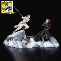 Hasbro Star Wars Black Series Centerpiece Rey & Kylo Ren (Starkiller Base) SDCC 2018 Exclusive 8 Hasbro Star Wars Black Series Centerpiece Rey & Kylo Ren (Starkiller Base) SDCC 2018 Exclusive -Hasbro Toys World 4 31fd55e1 650c 4658 87d9 16c78177774f 944244