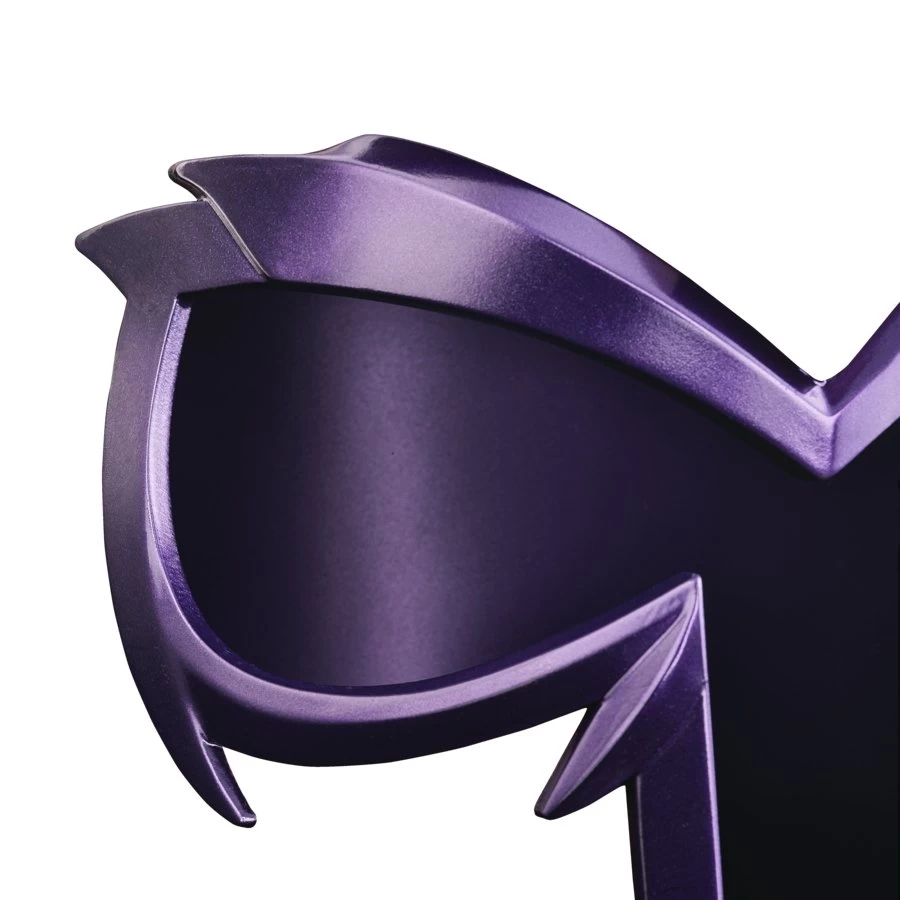Hasbro Marvel Legends Magneto Helmet 13 Hasbro Marvel Legends Magneto Helmet - Image 13